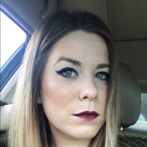 Meet your Posher, Anneke